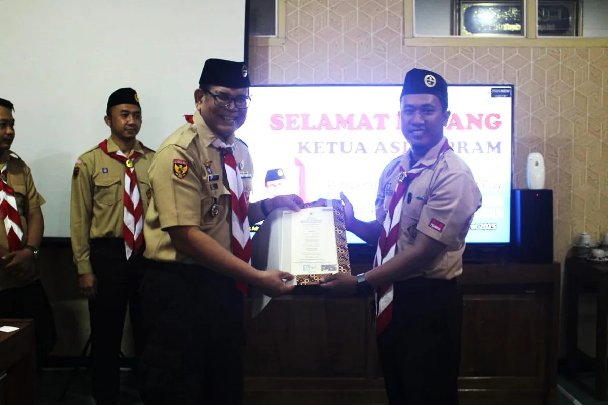 Pembina Pramuka MTsN 8 Sleman Raih Tanda Kualifikasi Certificate Trainer (C.T) dari Akademi Kepanduan Indonesia