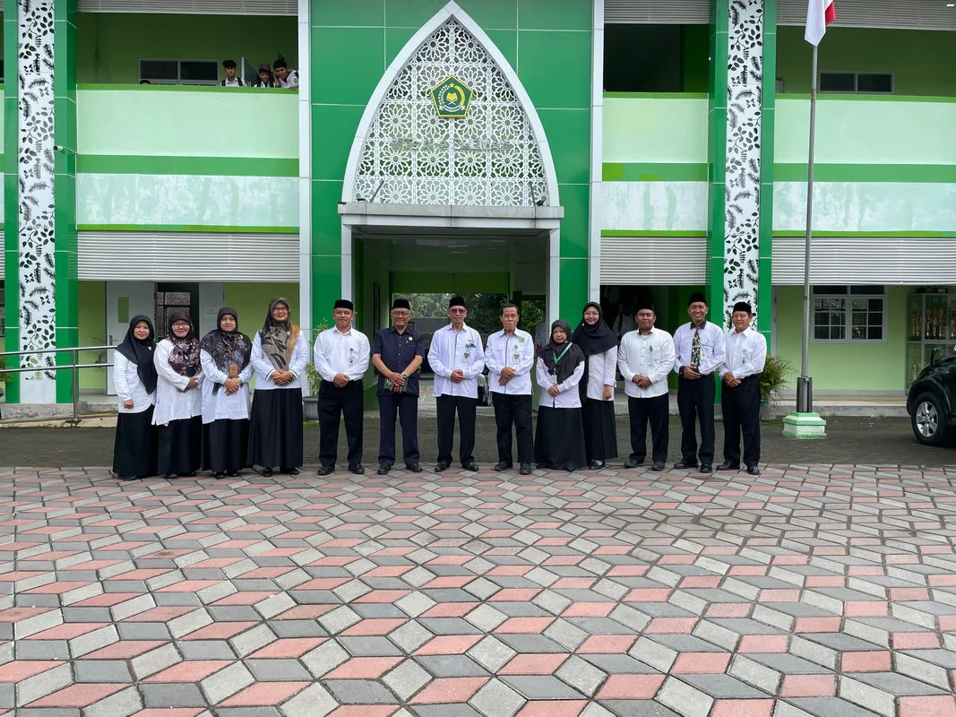 Tingkatkan Sinergi, Kemenag Sleman Lakukan Monev Komite Madrasah di MTsN 4 Sleman