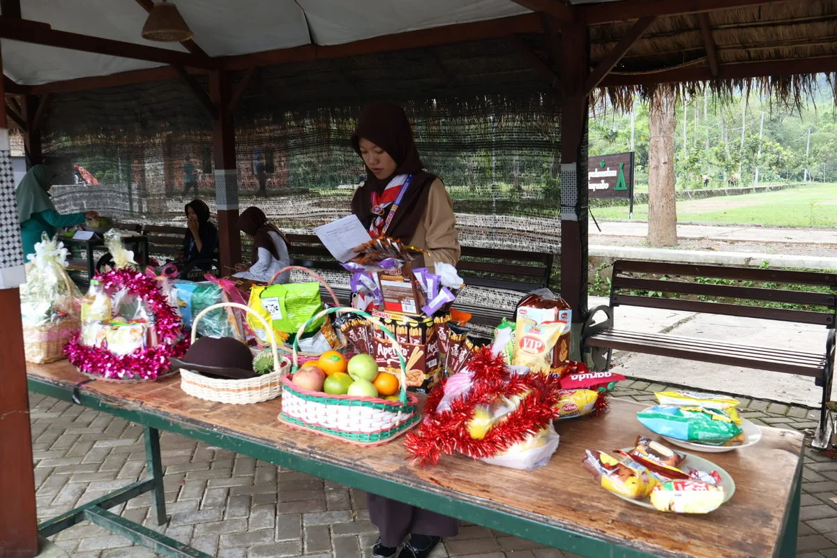 Lomba Hias Parsel Warnai Kemah Budaya MTsN 8 Sleman 2025
