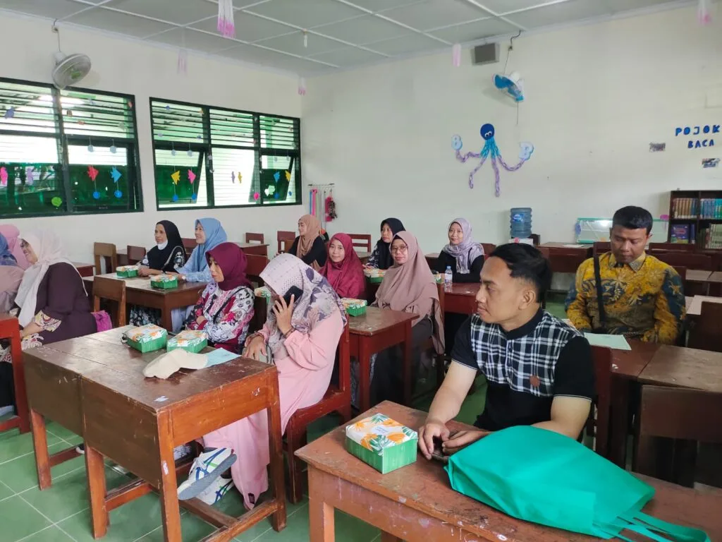 Pembagian Rapor MTs Negeri 3 Sleman Disambut Wajah Sumringah