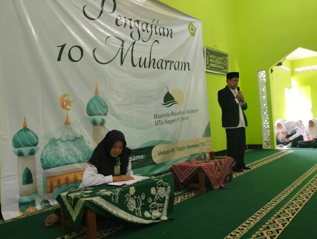 MTsN 9 Sleman Gelar Pengajian 10 Muharram Bersama Ustaz Tugiyo Abdullah