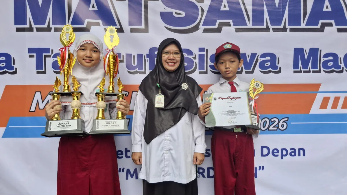 Siswa MIN 1 Sleman Raih Prestasi di Jogjakarta Robotics Competition #7, Boyong Trophy Bupati Bantul