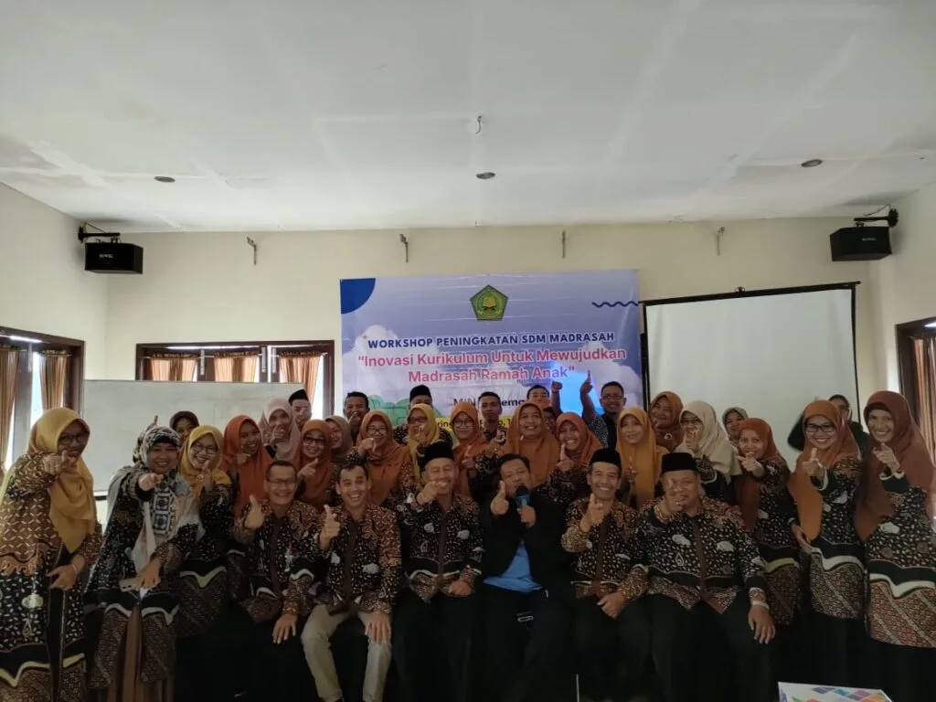 MIN 2 Sleman Gelar Workshop Inovasi Kurikulum: Wujudkan Madrasah Ramah Anak dengan SDM Berkualitas