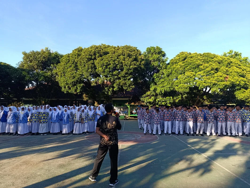 Apel Pagi Warnai Hari-Hari MATSAMA di MTsN 2 Sleman