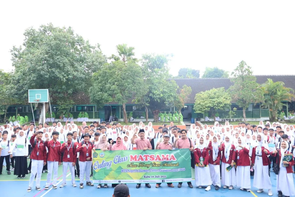 Outing Class MATSAMA MTsN 8 Sleman, Kunjungan Edukatif di Jantung Kota Yogyakarta