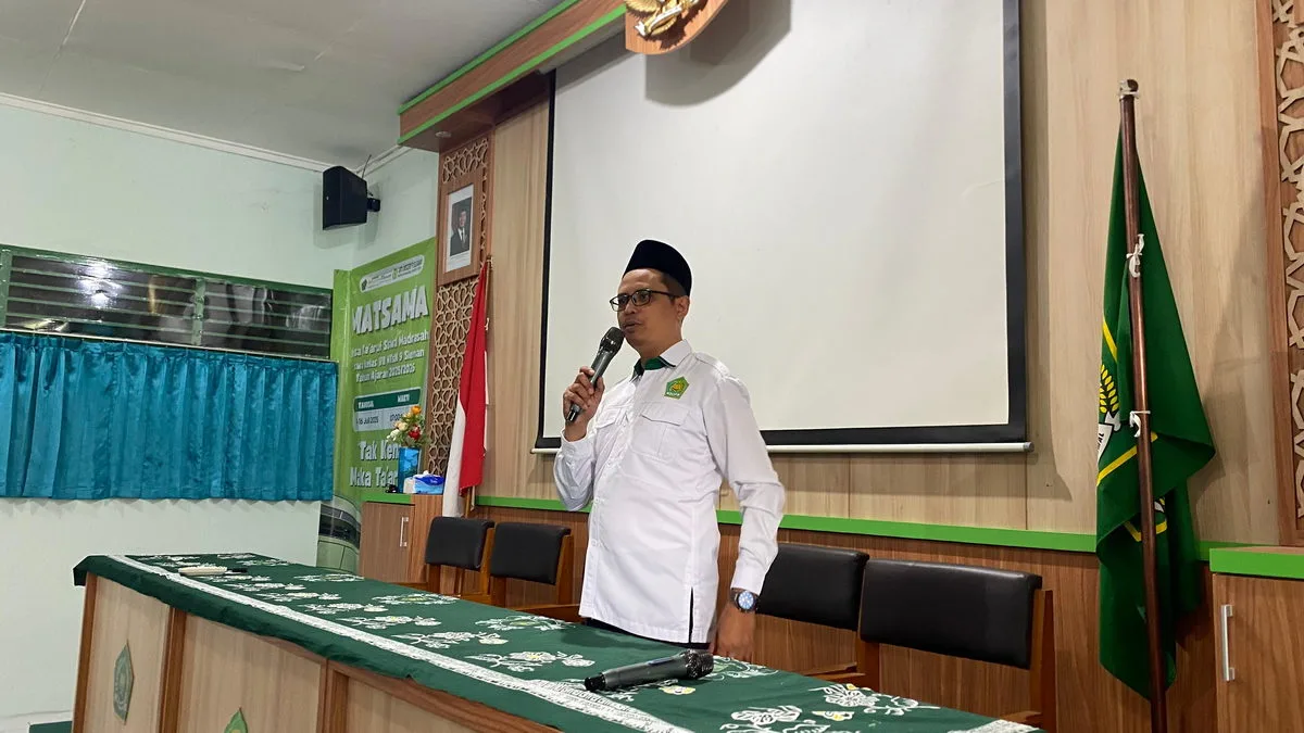 Siswa Baru MTsN 9 Sleman Antusias Ikuti Materi Madrasah Ramah Anak dan Disiplin Positif dalam MATSAMA 2025