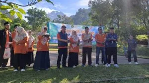 MAN 5 Sleman Terbangkan Burung Merpati di Wulubung Hill Sebagai Simbol Semangat Baru