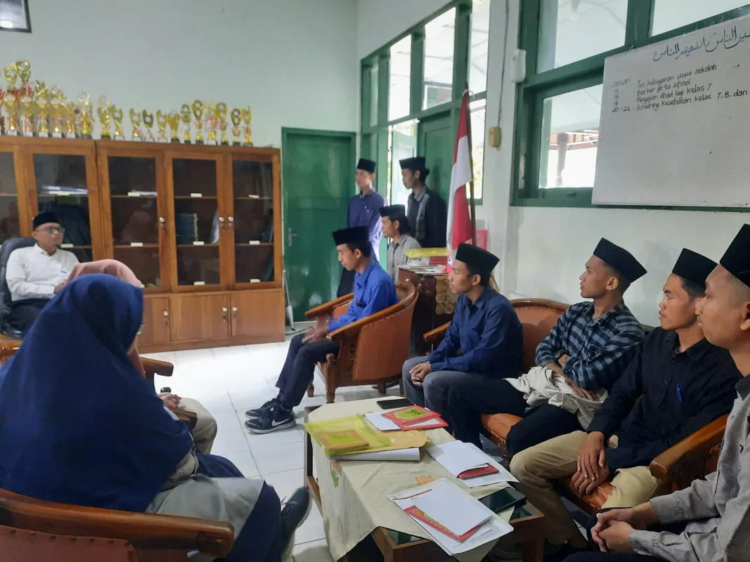 MTsN 8 Sleman Gelar Briefing bersama Pengajar BTQ dari PP Luqmaniyah dan Fathul Huda