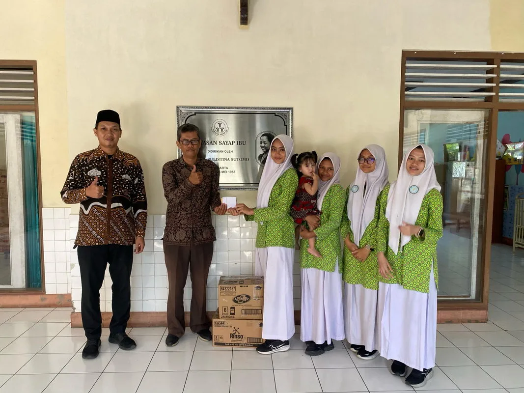 Peringatan Hari Anak Nasional: OSIS Tsandiesta Adakan Baksos ke Panti Asuhan Sayap Ibu