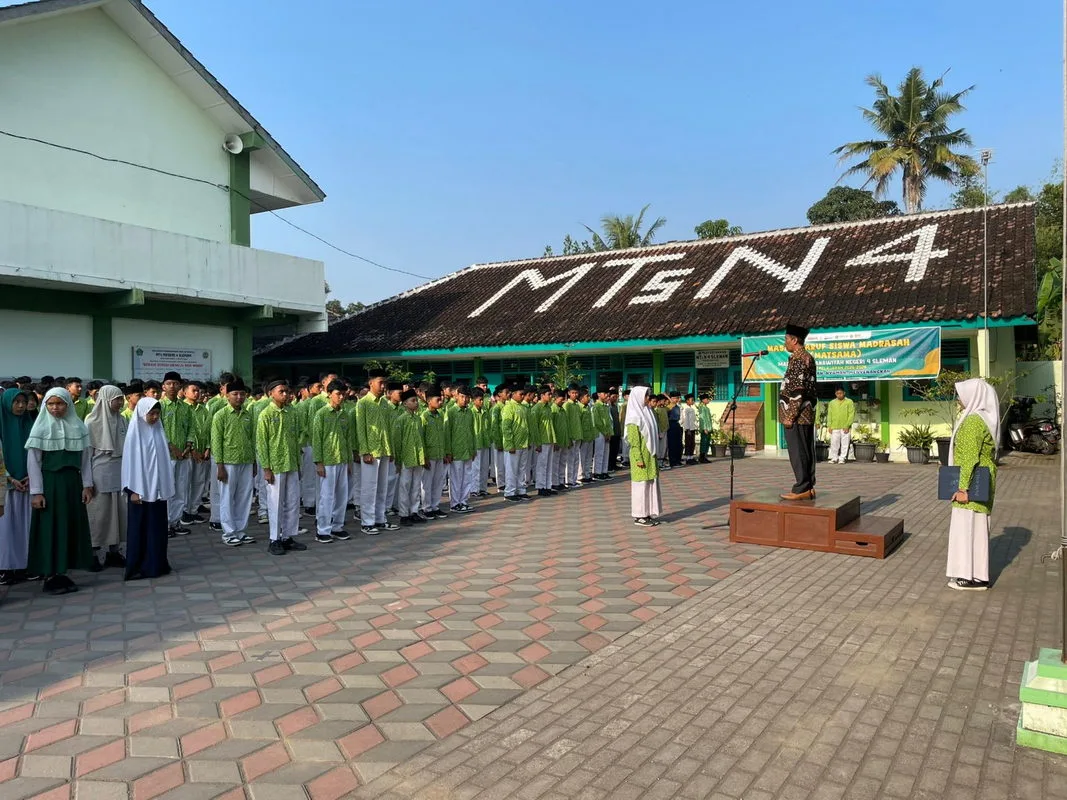Peringati Hari Anak Nasional, MTsN 4 Sleman Gelar Apel dan Bacakan Pesan Gubernur DIY