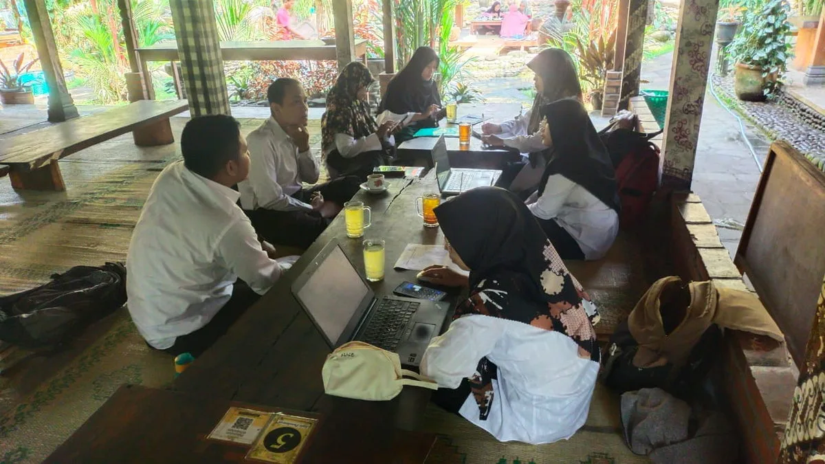 Guru MTsN 9 Sleman Hadiri Rapat Koordinasi Pengurus MGMP Bahasa Arab Kabupaten Sleman