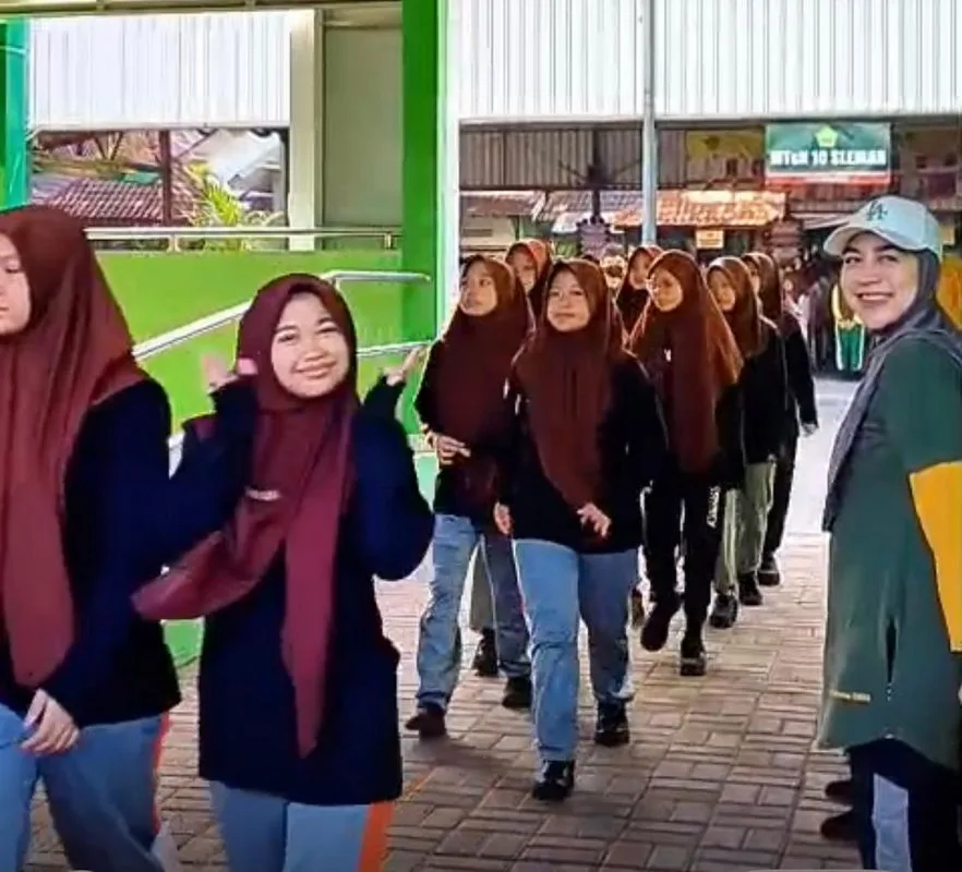 Langkah Baru Jalan Sehat MTsN 10 Sleman Tingkatkan Motivasi Olahraga dan Kesehatan