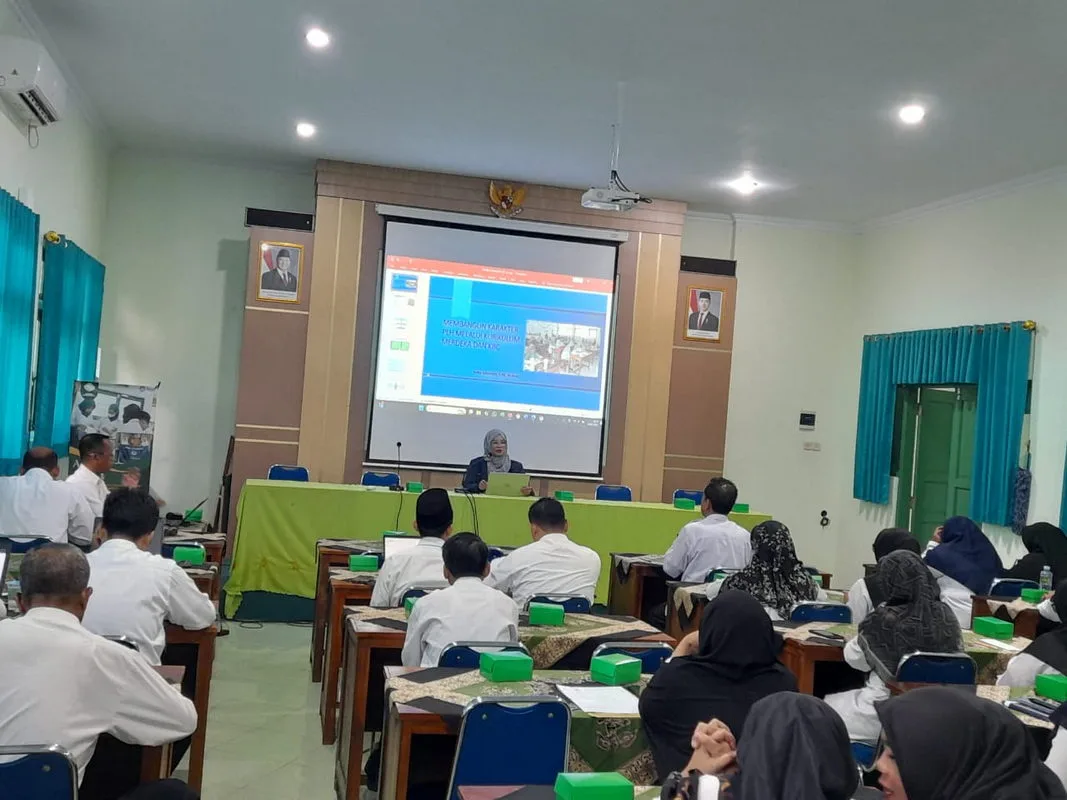 Integrasi Karakter dan Lingkungan Hidup, MAN 4 Sleman Gelar Bimtek Adiwiyata