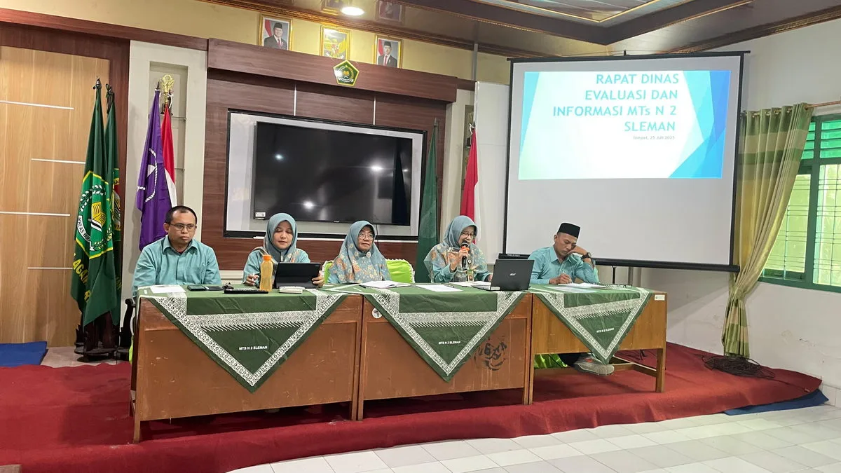 MTsN 2 Sleman Gelar Rapat Koordinasi Rutin: Evaluasi, Perencanaan, dan Pengenalan Waka serta Guru Baru