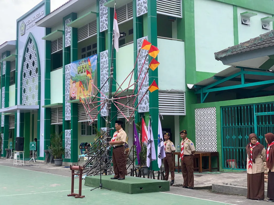 Kepala MAN 3 Sleman Resmi Membuka Kegiatan PETA#10 Tahun 2025