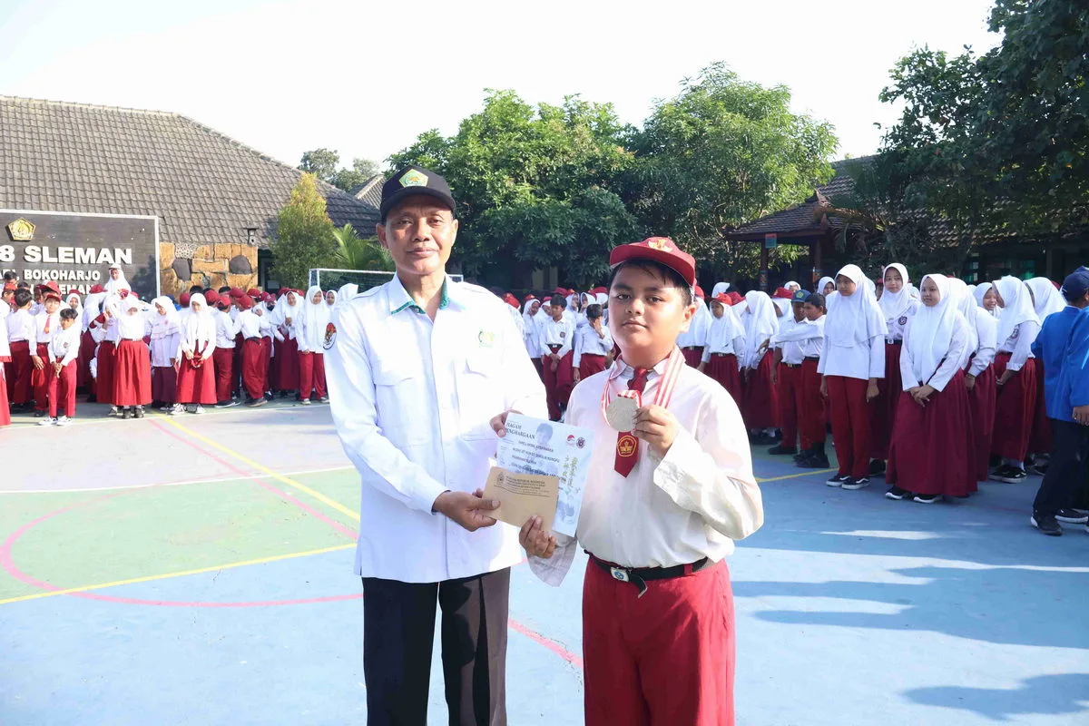 Farell Akmal, Siswa MTsN 8 Sleman Raih Juara 2 Wushu Jet Kun Do Tingkat DIY-Jateng