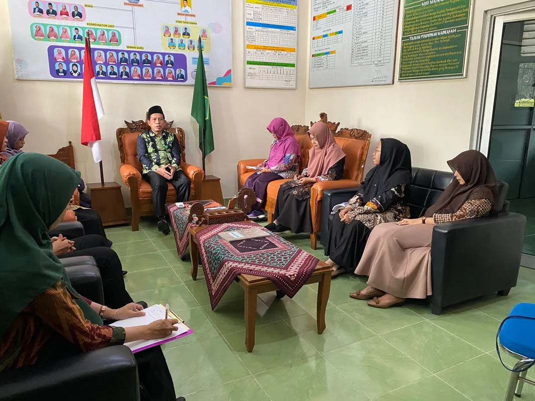 Tim Publikasi MTs Negeri 3 Sleman Gelar Rapat Koordinasi Bersama Kepala Madrasah