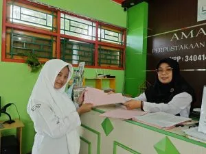 Senin Pagi yang Berarti: GESIT Kelas X MAN 5 Sleman Gali Semangat dan Harapan Lewat Tulisan