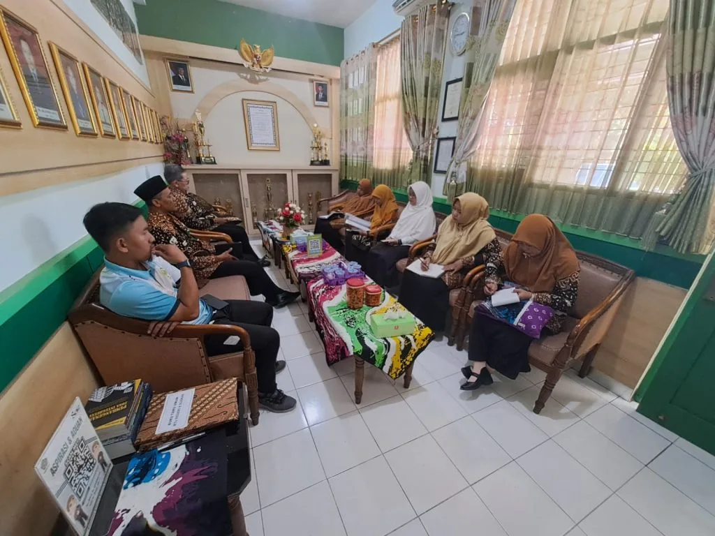 Rapat Koordinasi Dianpinru MTsN 8 Sleman Digelar, Siapkan Kegiatan Pendidikan Kepemimpinan Pramuka