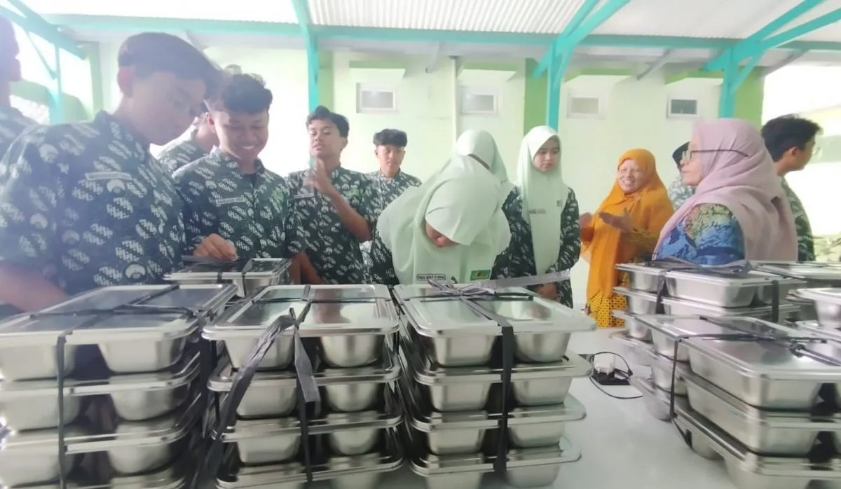 Simulasi Program Makan Bergizi Gratis di MAN 3 Sleman Disambut Antusias Siswa