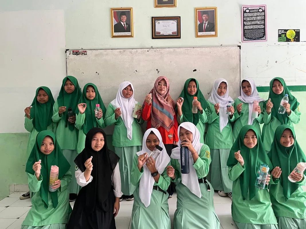 Jaga Ketahanan Tubuh, Siswi MTsN 2 Sleman Terima Tablet Tambah Darah