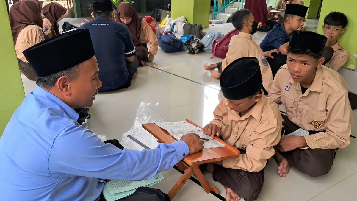 Menuju Lulusan Qur’ani, MTsN 1 Sleman Adakan Kegiatan Belajar Iqro Rutin