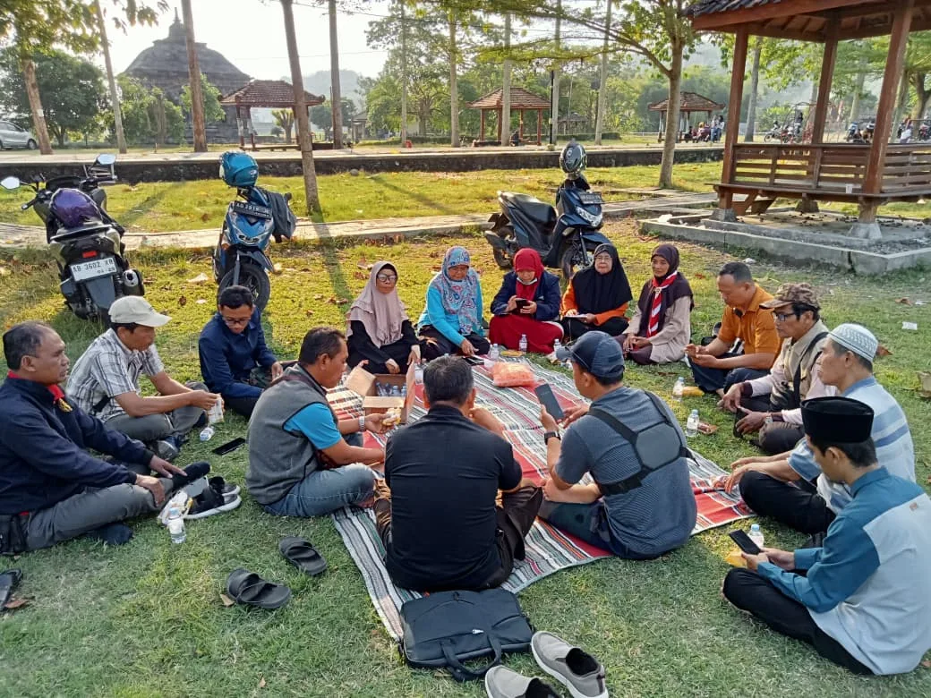 Pembina Pramuka MTsN 8 Sleman Hadiri Koordinasi Persiapan Hari Pramuka dan Penilaian Gudep