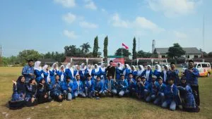 OSIS Prima dan Dewan Ambalan MAN 5 Sleman Tunjukkan Semangat Nasionalisme di Kapanewon Tempel