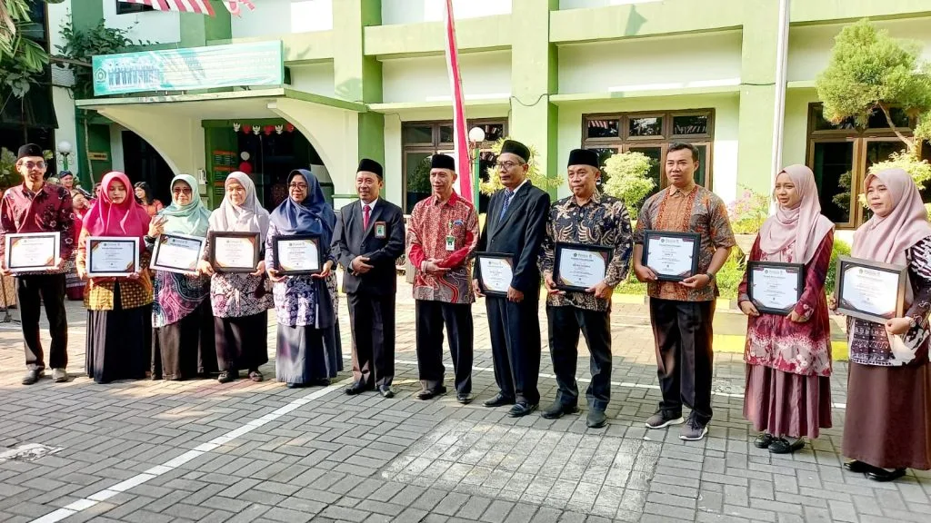 MTsN 2 Sleman Toreh Prestasi Gemilang! Raih Juara 3 Lomba Video Profil Madrasah pada HUT RI ke-80