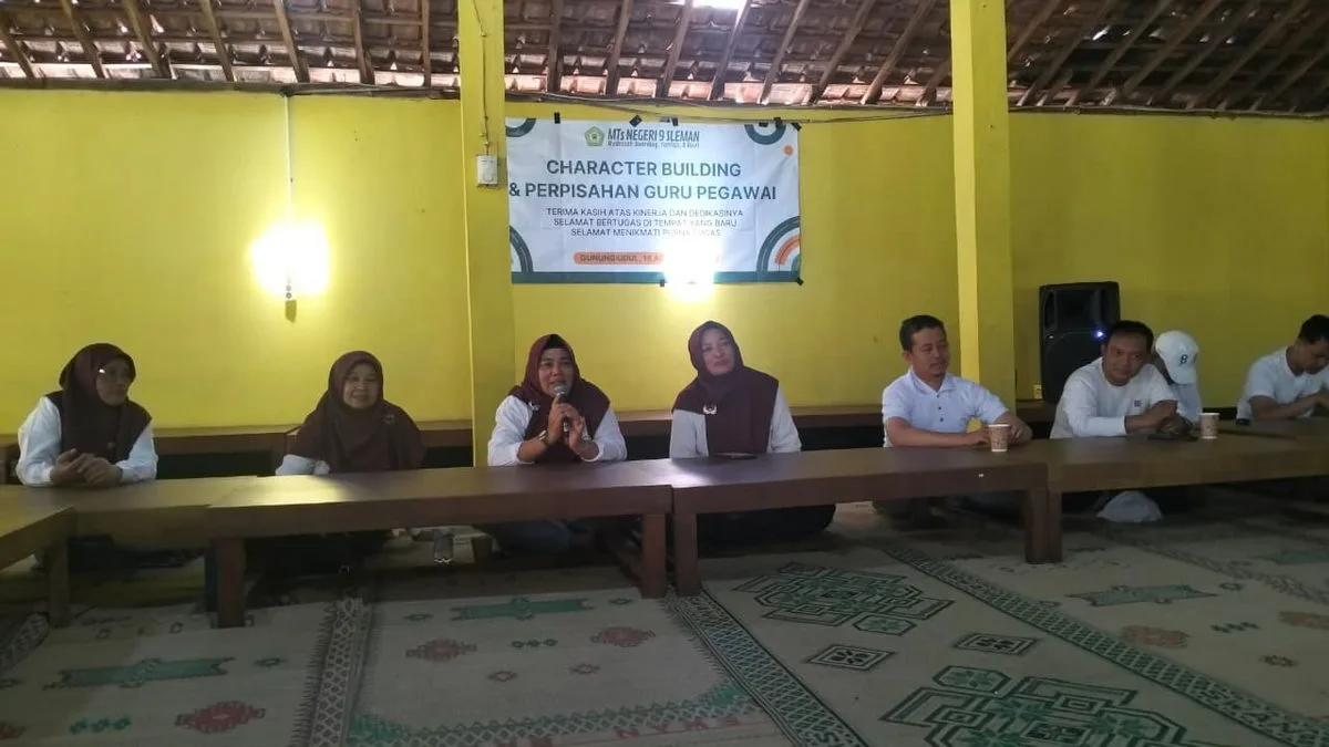 Pesan dan Kesan Guru Mutasi dan Purnatugas di Character Building MTsN 9 Sleman