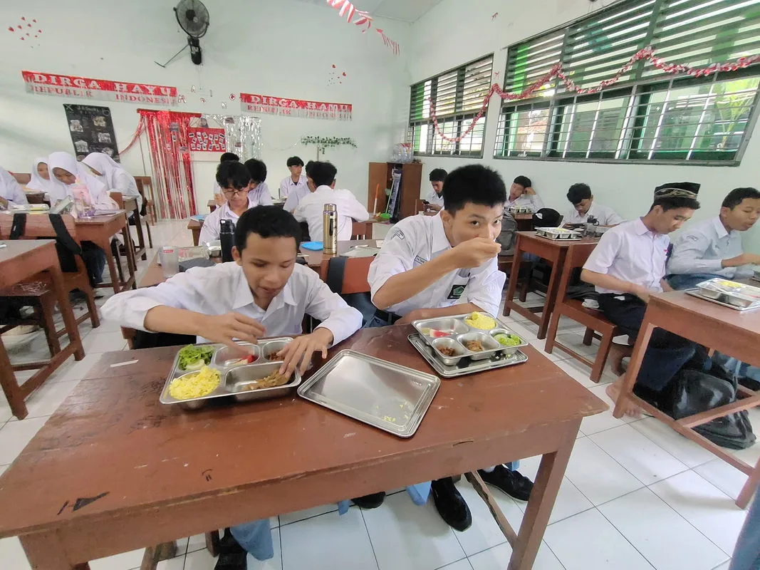 Siswa MAN 2 Sleman Sambut MBG Dengan Berbagai Respon Positif