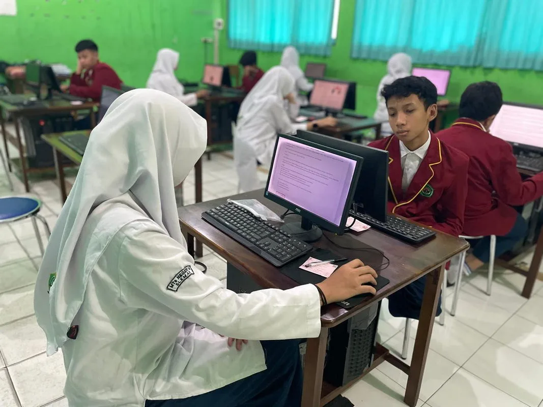 MTsN 10 Sleman Sukses Laksanakan ANBK : Numerasi, Literasi,  Survei Karakter dan Lingkungan Belajar