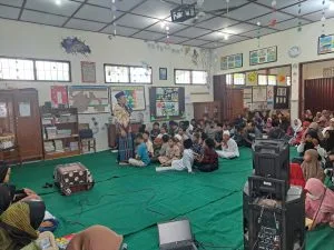 Bangun Karakter, Guru MTs Negeri 3 Sleman Menjadi Narasumber
