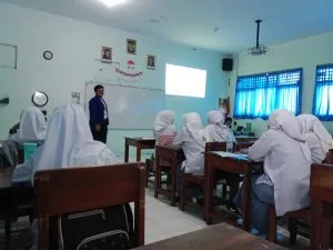 Faiz Mahasiswa UNY, Ajak Siswa MAN 5 Sleman Diskusi Pancasila sebagai Ideologi Negara
