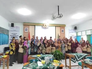 Guru Bahasa Inggris MTsN 8 Sleman Ikuti Mentoring Deep Learning bersama UPI Bandung