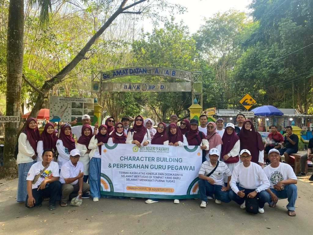 Kesan Etik Nurhayati, Guru Purnatugas MTsN 9 Sleman dalam Acara Character Building di Gunungkidul