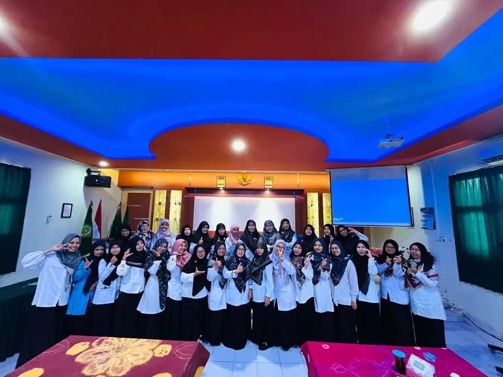 Kolaborasi dan Evaluasi, Guru Bahasa Indonesia MTsN 2 Sleman Aktif di MGMP