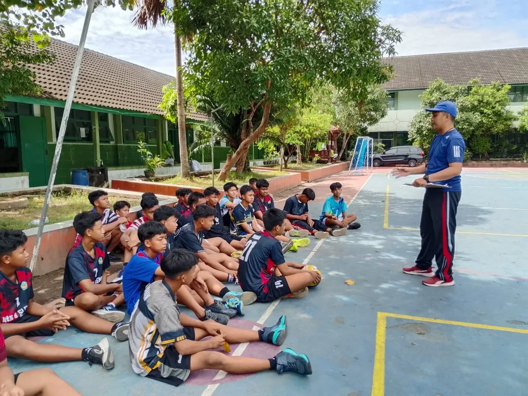 MTsN 8 Sleman Gelar Seleksi Tim Voli Putra-Putri, Siapkan Diri untuk PKM Tingkat Kabupaten dan Provinsi