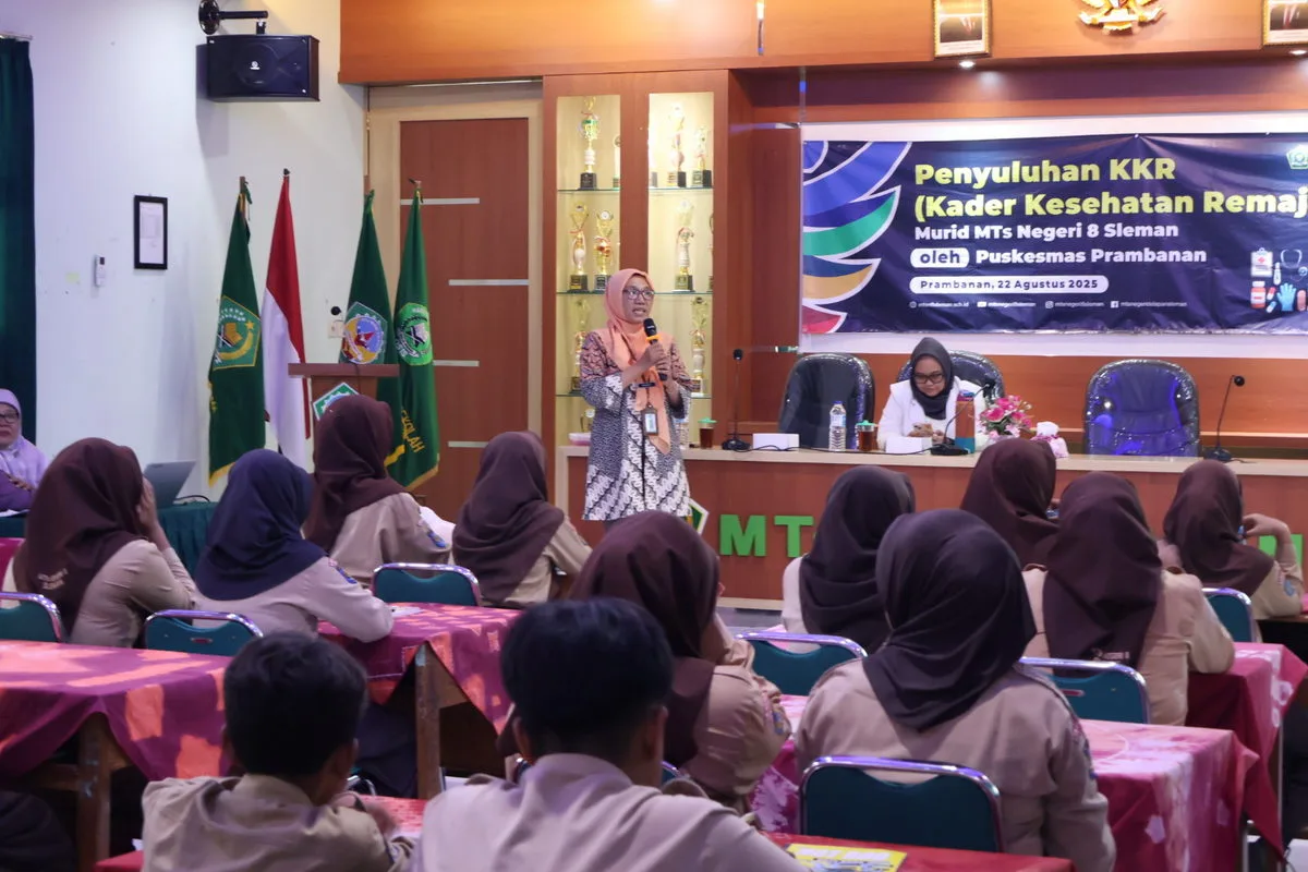 Remaja Sehat, Madrasah Kuat: MTsN 8 Sleman Gelar Penyuluhan KKR bersama Puskesmas Prambanan