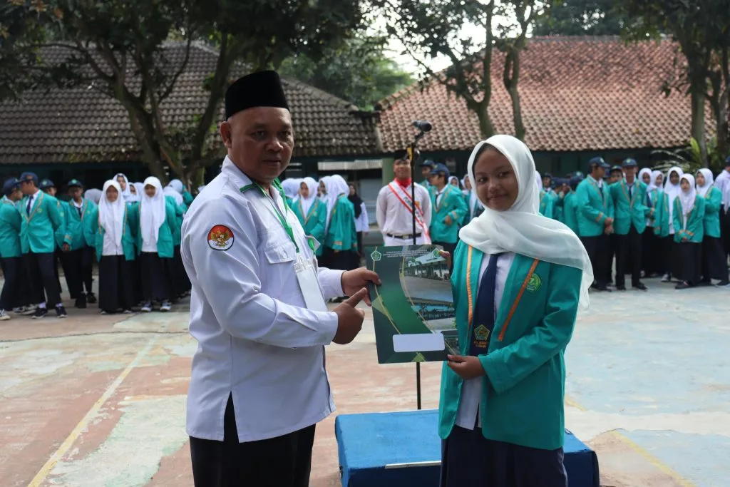 Kun Elmaqdis Murid MTsN 7 Sleman Raih Medali Perunggu Olimpiade Sains Yogyakarta 2025