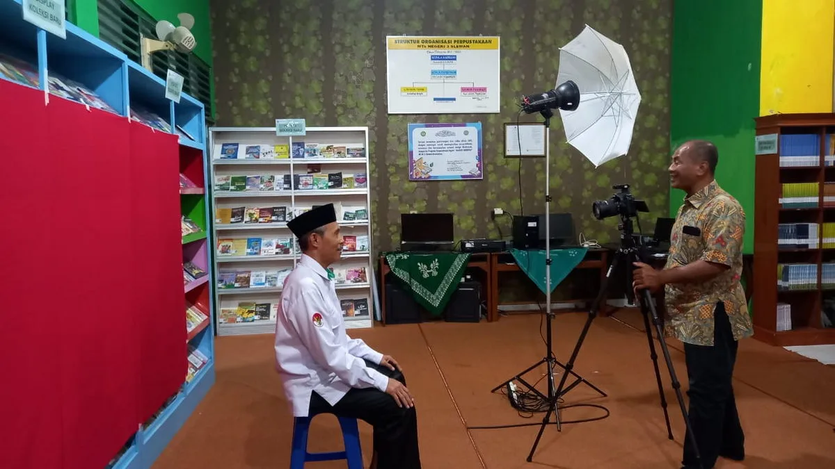 Lengkapi Data Ujian dan Ijazah Kelas IX, MTs Negeri 3 Sleman Ambil Pemotretan