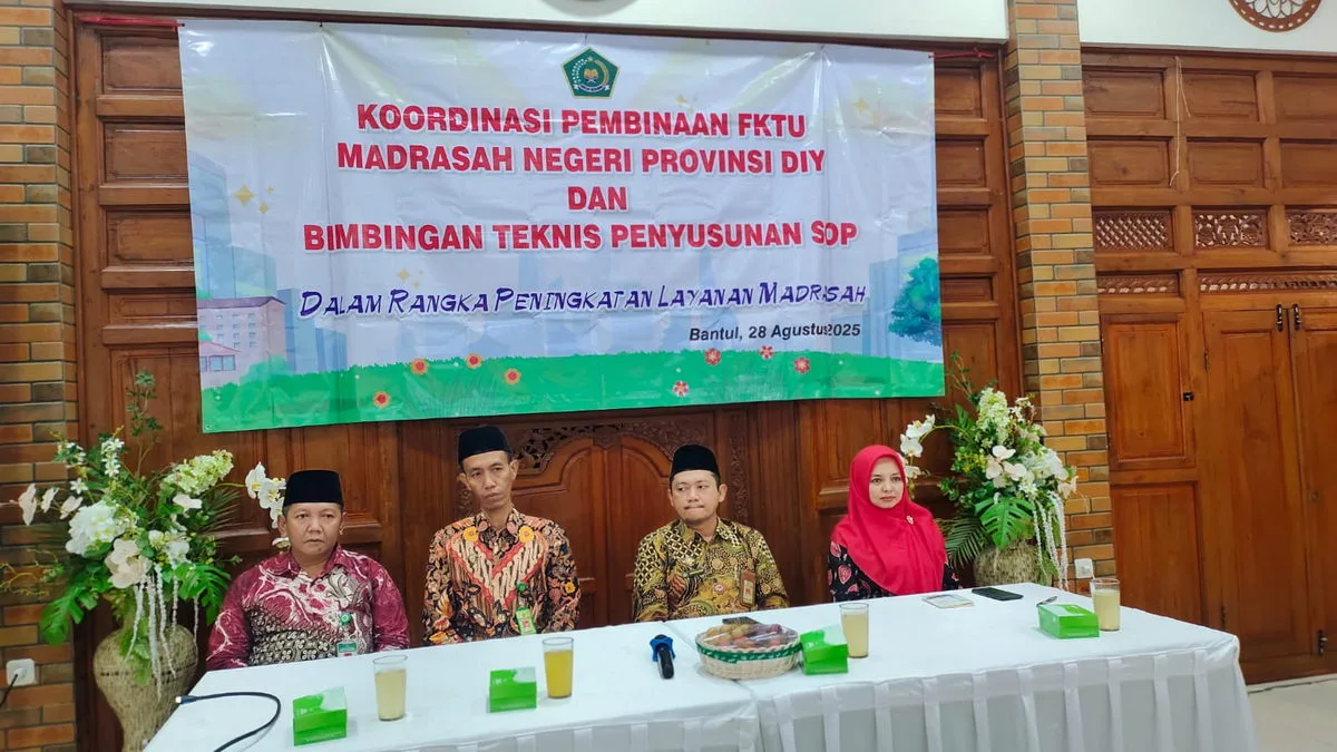 MTsN 8 Sleman Dukung Penguatan Tata Usaha melalui Forum Kepala TU se-DIY