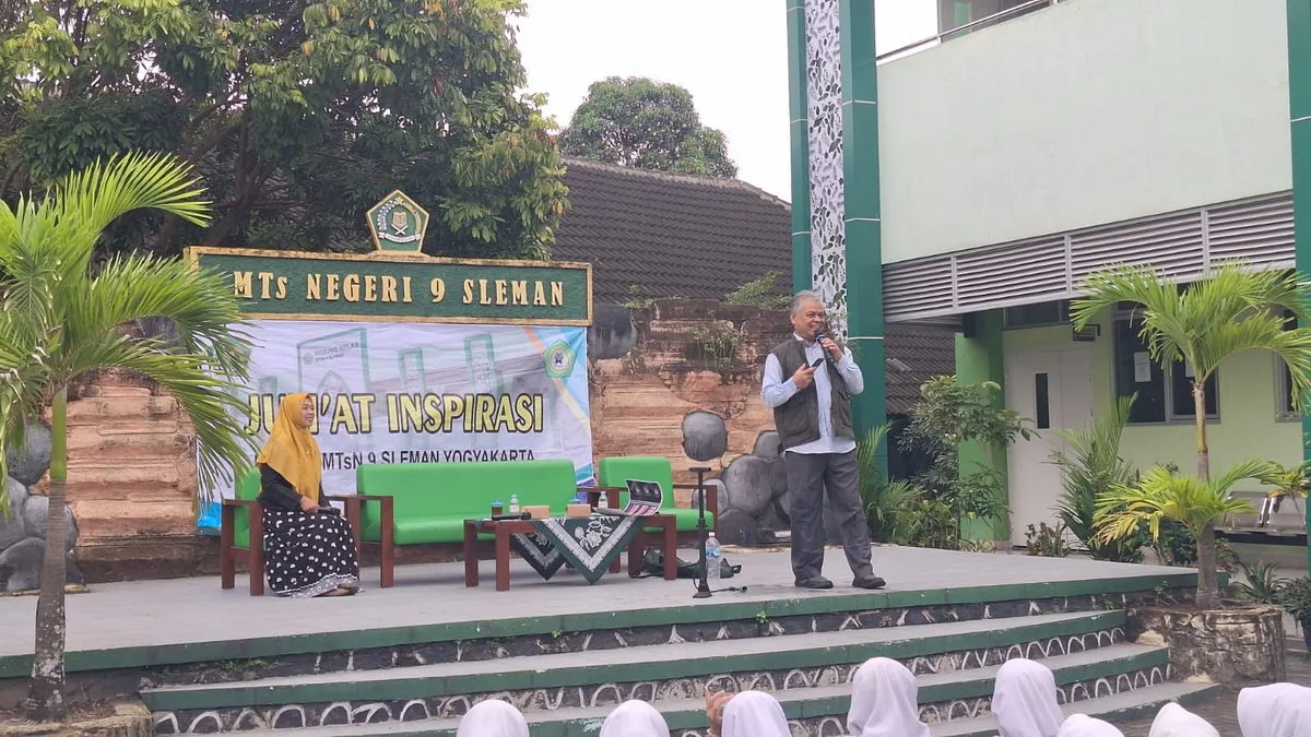MTsN 9 Sleman Gelar Jum’at Inspirasi Bersama Ketua Tim Rukyatul Hilal DIY