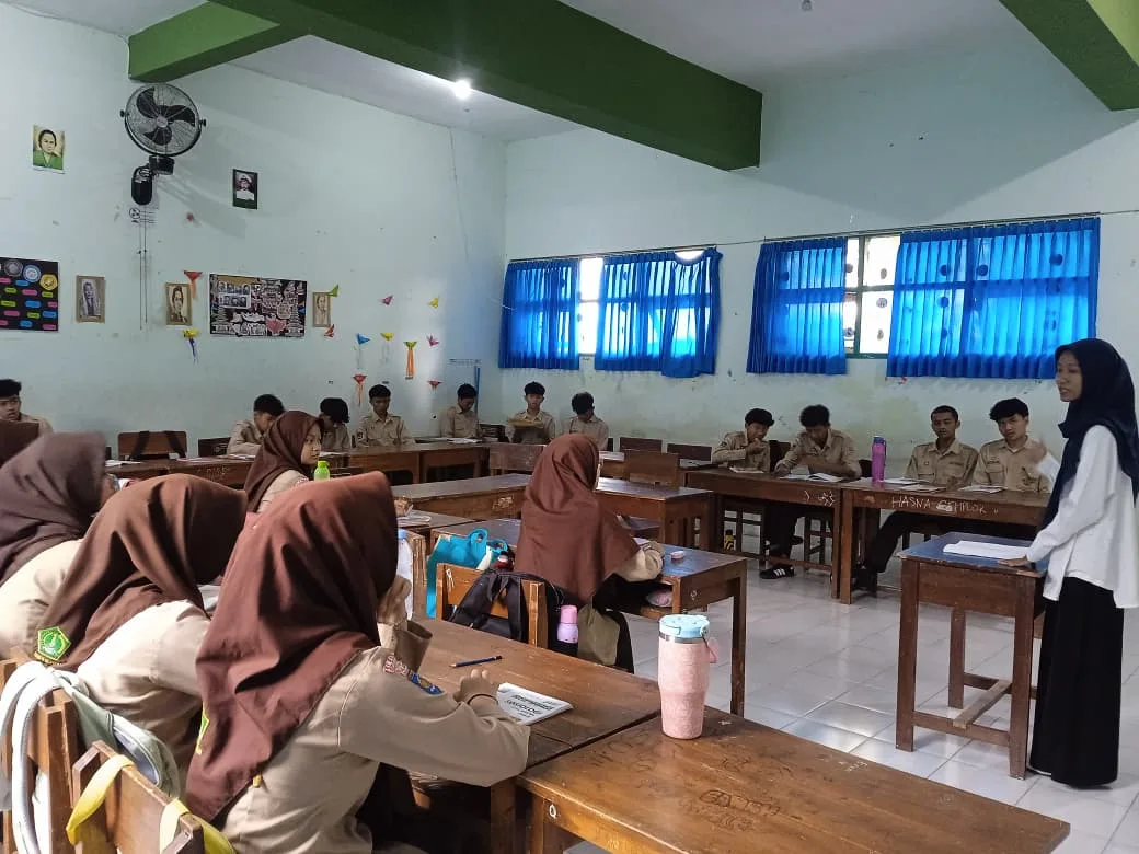 Nazifa, Mahasiswa UNY Berlatih Keterampilan Mengajar Sosiologi di MAN 5 Sleman