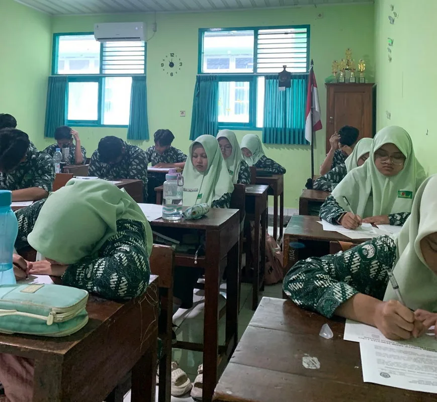Ujian Lancar, Peserta LBCI MAN 3 Sleman Bersiap Hadapi Semester 5