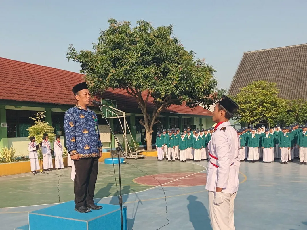 Detik-Detik Proklamasi Menggema di Langit MTs Negeri 3 Sleman