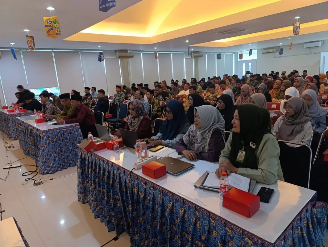 Kepala MTsN 2 Sleman Hadiri Sosialisasi Jogja Digdaya: Perkuat Madrasah Tangguh Bencana