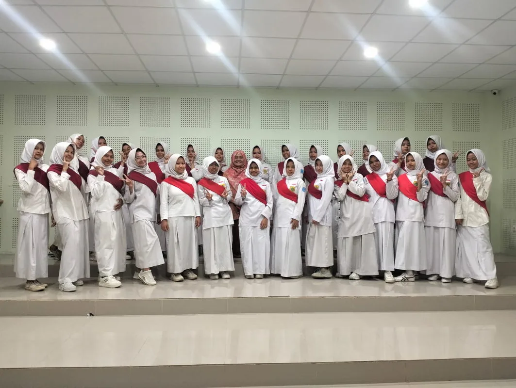 MTsN 9 Sleman Tunjukkan Bakat dan Kekompakan dalam Lomba Paduan Suara Tingkat Nasional