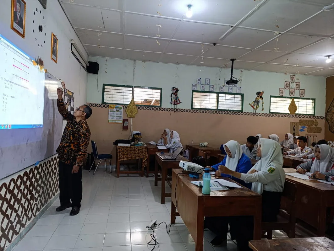 Semangat Baru: MTsN 2 Sleman Awali Les Perdana Kelas IX