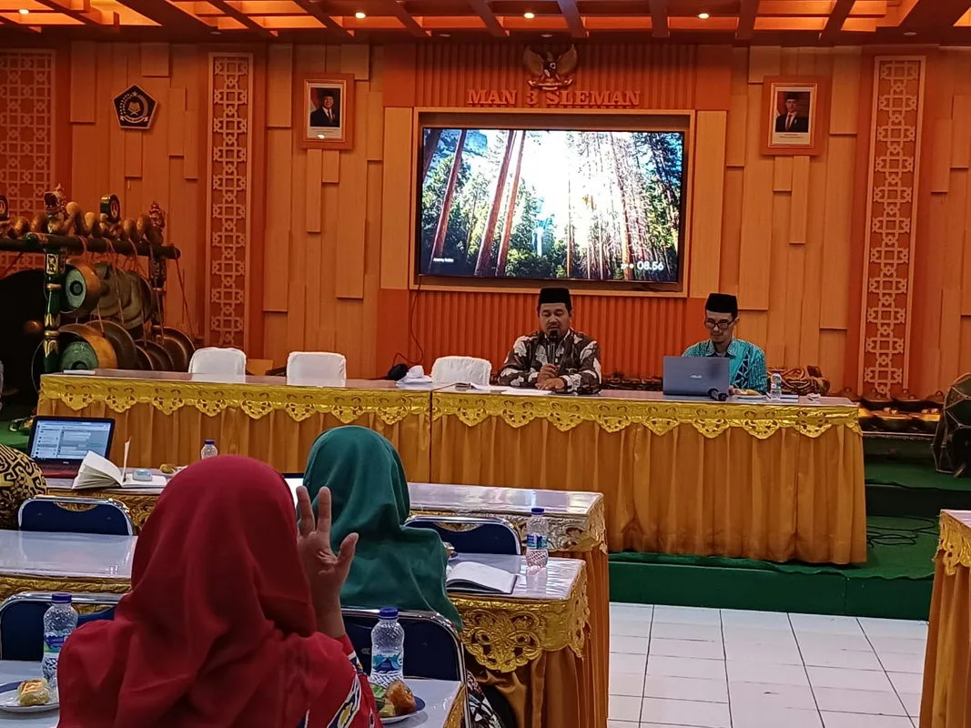 Forum Koordinasi Pembimbing Akademik Kelas XI MAN 3 Sleman Bahas Penanganan Masalah Siswa